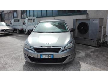 Veicolo immatricolato nel 02/2015, targata EX809XH.
Carrozzeria di color grigio.
Il prezzo è comprensivo di iva al 22%. Veicolo immatricolato nel 02/2015, targata EX809XH.
Carrozzeria di color grigio.
Il prezzo è comprensivo di iva al 22%.