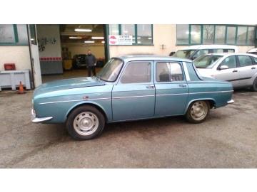 Veicolo immatricolato estero nel 01/1969, targa 301LE12.
Carrozzeria di color azzurro. Punti di ruggine su carrozzeria.
Rivestimento sedili anteriori strappato.
Qualche graffio sulla carrozzeria. Veicolo immatricolato estero nel 01/1969, targa 301LE12.
Carrozzeria di color azzurro. Punti di ruggine su carrozzeria.
Rivestimento sedili anteriori strappato.
Qualche graffio sulla carrozzeria.