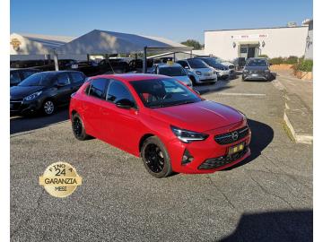 OPEL CORSA 1.2 ELEGANCE S S AUTOMATICA
Immatricolata 2020, 1199cc, 100Cv 74Kw, 55.00Km, 5porte 5posti, Euro6D-isc.
*** Auto idonea per Neopatentati ***
Con: Motore a 3 cilindri in linea, cambio automatico sequenziale a 8 rapporti, computer di bordo, vetri e specchietti elettrici, volante in pelle con comandi e paddle, cruise control, Info Display 7 digitale multicolor, Driving mode : Sport Normale Eco, climatizzatore, Hill Start Assist (HSA) - Assistenza alla partenza in salita, Fari Eco LED con fari diurni LED, Sistema di monitoraggio pressione pneumatici TPMS, Isofix, cerchi in lega neri da 16†+ ruotino.
Il prezzo proposto di euro 11.900,00 è legato alla promozione web che prevede un acquisto tramite finanziamento di intero importo. Info in sede.
Il prezzo a Listino senza promo è di euro 12.900,00.
Rimangono sempre esclusi i costi :
-del passaggio di proprietà pari ad euro 550,00
-messa su strada pari ad euro 500,00 che include l'attivazione della garanzia di 12 mesi completa, all'occorrenza controlli e o tagliando completo preconsegna (olio,filtro olio, filtro aria e tutti i componenti necessari al ripristino ivi compresi kit distribuzione), igienizzazione interni, kit ruota di scorta o kit gonfiaggio, 12 mesi di garanzia estendibili a 24 36mesi in base al veicolo e copre i componenti non soggetti ad usura (dettagli in sede).
I NOSTRI SERVIZI :
-Acquisto diretto con pagamento immediato
-conto vendita
-vendita auto, moto e scooter usati e garantiti
-vendita veicoli d'epoca
-permuta auto con moto e viceversa
-noleggio breve e lungo termine
-finanziamenti personalizzati (rata costante,mini e maxi rate, leasing)
-assistenza post-vendita con società di garanzie e officine partner
-assicurazioni
-consulenze e stime per acquisti tra privati
VISITA il nostro sito internet: automotousateroma.it oppure scarica la nostra App: automotousateroma dall' Apple store o Play store per restare aggiornato sui nostri ultimi arrivi.
VIENI A TROVARCI PER VEDERE DAL VIVO QUESTO VEICOLO :
Auto Moto Usate Roma s.r.l.Via Appia Nuova 23, 00047, Marino (RM) (adiacente Sorelle Ramonda)
*************
HAI UNA PERMUTA?
compila il form sull'App o nel nostro sito automotousateroma.it
oppure inviaci foto e descrizione (modello anno km motore ...)
al nostro numero whatsapp : Cell. 366-6562866 o 351-4646876 Fisso 06-7215841 e-mail : info@automotousateroma.it
*************
La Auto Moto Usate Roma Srl declina ogni responsabilità per eventuali involontarie incongruenze che non rappresentano in alcun modo un impegno contrattuale e invitano i clienti a verificare sempre dal vivo la correttezza dei dati che potrebbero non coincidere con l’effettivo equipaggiamento del veicolo spesso dovuto alla incompatibilità dei dati trasmessi sulle varie piattaforme web. OPEL CORSA 1.2 ELEGANCE S S AUTOMATICA
Immatricolata 2020, 1199cc, 100Cv 74Kw, 55.00Km, 5porte 5posti, Euro6D-isc.
*** Auto idonea per Neopatentati ***
Con: Motore a 3 cilindri in linea, cambio automatico sequenziale a 8 rapporti, computer di bordo, vetri e specchietti elettrici, volante in pelle con comandi e paddle, cruise control, Info Display 7 digitale multicolor, Driving mode : Sport Normale Eco, climatizzatore, Hill Start Assist (HSA) - Assistenza alla partenza in salita, Fari Eco LED con fari diurni LED, Sistema di monitoraggio pressione pneumatici TPMS, Isofix, cerchi in lega neri da 16†+ ruotino.
Il prezzo proposto di euro 11.900,00 è legato alla promozione web che prevede un acquisto tramite finanziamento di intero importo. Info in sede.
Il prezzo a Listino senza promo è di euro 12.900,00.
Rimangono sempre esclusi i costi :
-del passaggio di proprietà pari ad euro 550,00
-messa su strada pari ad euro 500,00 che include l'attivazione della garanzia di 12 mesi completa, all'occorrenza controlli e o tagliando completo preconsegna (olio,filtro olio, filtro aria e tutti i componenti necessari al ripristino ivi compresi kit distribuzione), igienizzazione interni, kit ruota di scorta o kit gonfiaggio, 12 mesi di garanzia estendibili a 24 36mesi in base al veicolo e copre i componenti non soggetti ad usura (dettagli in sede).
I NOSTRI SERVIZI :
-Acquisto diretto con pagamento immediato
-conto vendita
-vendita auto, moto e scooter usati e garantiti
-vendita veicoli d'epoca
-permuta auto con moto e viceversa
-noleggio breve e lungo termine
-finanziamenti personalizzati (rata costante,mini e maxi rate, leasing)
-assistenza post-vendita con società di garanzie e officine partner
-assicurazioni
-consulenze e stime per acquisti tra privati
VISITA il nostro sito internet: automotousateroma.it oppure scarica la nostra App: automotousateroma dall' Apple store o Play store per restare aggiornato sui nostri ultimi arrivi.
VIENI A TROVARCI PER VEDERE DAL VIVO QUESTO VEICOLO :
Auto Moto Usate Roma s.r.l.Via Appia Nuova 23, 00047, Marino (RM) (adiacente Sorelle Ramonda)
*************
HAI UNA PERMUTA?
compila il form sull'App o nel nostro sito automotousateroma.it
oppure inviaci foto e descrizione (modello anno km motore ...)
al nostro numero whatsapp : Cell. 366-6562866 o 351-4646876 Fisso 06-7215841 e-mail : info@automotousateroma.it
*************
La Auto Moto Usate Roma Srl declina ogni responsabilità per eventuali involontarie incongruenze che non rappresentano in alcun modo un impegno contrattuale e invitano i clienti a verificare sempre dal vivo la correttezza dei dati che potrebbero non coincidere con l’effettivo equipaggiamento del veicolo spesso dovuto alla incompatibilità dei dati trasmessi sulle varie piattaforme web.