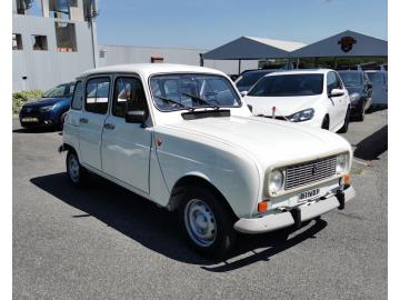 RENAULT 4 TL
Immatricolato 1984, 845cc, 33Cv 21Kw, 7.300Km, 5porte 5posti.
*** Auto Revisionata ***
** Targata Rieti **
Rimangono sempre esclusi i costi :
-del passaggio di proprietà pari ad euro 300,00
-messa su strada pari ad euro 300,00 che include l'attivazione della garanzia di 12 mesi completa, all'occorrenza controlli e o tagliando completo preconsegna (olio,filtro olio, filtro aria e tutti i componenti necessari al ripristino ivi compresi kit distribuzione).
Con: Motore a 4 cilindri in linea, cambio manuale a 4 rapporti, radio, sedili misto stoffa, cerchi da 13â€.
I NOSTRI SERVIZI :
-Acquisto diretto con pagamento immediato
-conto vendita
-vendita auto, moto e scooter usati e garantiti
-vendita veicoli d'epoca
-permuta auto con moto e viceversa
-noleggio breve e lungo termine
-finanziamenti personalizzati (rata costante,mini e maxi rate, leasing)
-assistenza post-vendita con società di garanzie e officine partner
-assicurazioni
-consulenze e stime per acquisti tra privati
VISITA il nostro sito internet: automotousateroma.it oppure scarica la nostra App: automotousateroma dall' Apple store o Play store per restare aggiornato sui nostri ultimi arrivi.
VIENI A TROVARCI PER VEDERE DAL VIVO QUESTO VEICOLO :
Auto Moto Usate Roma s.r.l.Via Appia Nuova 23, 00047, Marino (RM) (adiacente Sorelle Ramonda)
*************
HAI UNA PERMUTA?
compila il form sull'App o nel nostro sito automotousateroma.it
oppure inviaci foto e descrizione (modello anno km motore ...)
al nostro numero whatsapp : Cell. 366-6562866 o 351-4646876 Fisso 06-7215841 e-mail : info@automotousateroma.it
*************
La Auto Moto Usate Roma Srl declina ogni responsabilità per eventuali involontarie incongruenze che non rappresentano in alcun modo un impegno contrattuale e invitano i clienti a verificare sempre dal vivo la correttezza dei dati che potrebbero non coincidere con l’effettivo equipaggiamento del veicolo spesso dovuto alla incompatibilità dei dati trasmessi sulle varie piattaforme web.
RENAULT 4 TL
Immatricolato 1984, 845cc, 33Cv 21Kw, 7.300Km, 5porte 5posti.
*** Auto Revisionata ***
** Targata Rieti **
Rimangono sempre esclusi i costi :
-del passaggio di proprietà pari ad euro 300,00
-messa su strada pari ad euro 300,00 che include l'attivazione della garanzia di 12 mesi completa, all'occorrenza controlli e o tagliando completo preconsegna (olio,filtro olio, filtro aria e tutti i componenti necessari al ripristino ivi compresi kit distribuzione).
Con: Motore a 4 cilindri in linea, cambio manuale a 4 rapporti, radio, sedili misto stoffa, cerchi da 13â€.
I NOSTRI SERVIZI :
-Acquisto diretto con pagamento immediato
-conto vendita
-vendita auto, moto e scooter usati e garantiti
-vendita veicoli d'epoca
-permuta auto con moto e viceversa
-noleggio breve e lungo termine
-finanziamenti personalizzati (rata costante,mini e maxi rate, leasing)
-assistenza post-vendita con società di garanzie e officine partner
-assicurazioni
-consulenze e stime per acquisti tra privati
VISITA il nostro sito internet: automotousateroma.it oppure scarica la nostra App: automotousateroma dall' Apple store o Play store per restare aggiornato sui nostri ultimi arrivi.
VIENI A TROVARCI PER VEDERE DAL VIVO QUESTO VEICOLO :
Auto Moto Usate Roma s.r.l.Via Appia Nuova 23, 00047, Marino (RM) (adiacente Sorelle Ramonda)
*************
HAI UNA PERMUTA?
compila il form sull'App o nel nostro sito automotousateroma.it
oppure inviaci foto e descrizione (modello anno km motore ...)
al nostro numero whatsapp : Cell. 366-6562866 o 351-4646876 Fisso 06-7215841 e-mail : info@automotousateroma.it
*************
La Auto Moto Usate Roma Srl declina ogni responsabilità per eventuali involontarie incongruenze che non rappresentano in alcun modo un impegno contrattuale e invitano i clienti a verificare sempre dal vivo la correttezza dei dati che potrebbero non coincidere con l’effettivo equipaggiamento del veicolo spesso dovuto alla incompatibilità dei dati trasmessi sulle varie piattaforme web.