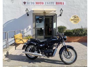 BENELLI IMPERIALE 400
Immatricolato 2024, 374cc, 21Cv/15,5Kw, 9.500Km, Euro5.
*** Moto Unico Proprietario ***
** Tag. Ufficiali e moto in Garanzia Ufficiale fino al 2027 **
Rimangono sempre esclusi i costi :
-del passaggio di proprietà pari ad euro 200,00.
-messa su strada pari ad euro 200,00 che include l'attivazione della garanzia di 12 mesi completa, all' occorrenza controlli e/o tagliando completo preconsegna (olio,filtro olio, filtro aria e tutti i componenti necessari al ripristino), 12 mesi di garanzia estendibili a 24/36mesi in base al veicolo e copre i componenti non soggetti ad usura (dettagli in sede).
Con: Motore Monocilindrico, cambio manuale a 5 rapporti, Abs, contamarce, specchietti al manubrio, raffreddamento ad Aria, Forcella telescopica con steli ø 41mm, Forcellone oscillante con doppio ammortizzatore, disco freno anteriore da 300mm e da 240mm al posteriore, cerchi a raggi da 18â€.
I NOSTRI SERVIZI :
-Acquisto diretto con pagamento immediato
-conto vendita
-vendita auto, moto e scooter usati e garantiti
-vendita veicoli d'epoca
-permuta auto con moto e viceversa
-noleggio breve e lungo termine
-finanziamenti personalizzati (rata costante,mini e maxi rate, leasing)
-assistenza post-vendita con società di garanzie e officine partner
-assicurazioni
-consulenze e stime per acquisti tra privati
VISITA il nostro sito internet: automotousateroma.it oppure scarica la nostra App: automotousateroma dall' Apple store o Play store per restare aggiornato sui nostri ultimi arrivi.
VIENI A TROVARCI PER VEDERE DAL VIVO QUESTO VEICOLO :
Auto Moto Usate Roma s.r.l.Via Appia Nuova 23, 00047, Marino (RM) (adiacente Sorelle Ramonda)
*************
HAI UNA PERMUTA?
compila il form sull'App o nel nostro sito automotousateroma.it
oppure inviaci foto e descrizione (modello anno km motore ...)
al nostro numero whatsapp : Cell. 366-6562866 o 351-4646876 Fisso 06-7215841 e-mail : info@automotousateroma.it
*************
La Auto Moto Usate Roma Srl declina ogni responsabilità per eventuali involontarie incongruenze che non rappresentano in alcun modo un impegno contrattuale e invitano i clienti a verificare sempre dal vivo la correttezza dei dati che potrebbero non coincidere con l’effettivo equipaggiamento del veicolo spesso dovuto alla incompatibilità dei dati trasmessi sulle varie piattaforme web. BENELLI IMPERIALE 400
Immatricolato 2024, 374cc, 21Cv/15,5Kw, 9.500Km, Euro5.
*** Moto Unico Proprietario ***
** Tag. Ufficiali e moto in Garanzia Ufficiale fino al 2027 **
Rimangono sempre esclusi i costi :
-del passaggio di proprietà pari ad euro 200,00.
-messa su strada pari ad euro 200,00 che include l'attivazione della garanzia di 12 mesi completa, all' occorrenza controlli e/o tagliando completo preconsegna (olio,filtro olio, filtro aria e tutti i componenti necessari al ripristino), 12 mesi di garanzia estendibili a 24/36mesi in base al veicolo e copre i componenti non soggetti ad usura (dettagli in sede).
Con: Motore Monocilindrico, cambio manuale a 5 rapporti, Abs, contamarce, specchietti al manubrio, raffreddamento ad Aria, Forcella telescopica con steli ø 41mm, Forcellone oscillante con doppio ammortizzatore, disco freno anteriore da 300mm e da 240mm al posteriore, cerchi a raggi da 18â€.
I NOSTRI SERVIZI :
-Acquisto diretto con pagamento immediato
-conto vendita
-vendita auto, moto e scooter usati e garantiti
-vendita veicoli d'epoca
-permuta auto con moto e viceversa
-noleggio breve e lungo termine
-finanziamenti personalizzati (rata costante,mini e maxi rate, leasing)
-assistenza post-vendita con società di garanzie e officine partner
-assicurazioni
-consulenze e stime per acquisti tra privati
VISITA il nostro sito internet: automotousateroma.it oppure scarica la nostra App: automotousateroma dall' Apple store o Play store per restare aggiornato sui nostri ultimi arrivi.
VIENI A TROVARCI PER VEDERE DAL VIVO QUESTO VEICOLO :
Auto Moto Usate Roma s.r.l.Via Appia Nuova 23, 00047, Marino (RM) (adiacente Sorelle Ramonda)
*************
HAI UNA PERMUTA?
compila il form sull'App o nel nostro sito automotousateroma.it
oppure inviaci foto e descrizione (modello anno km motore ...)
al nostro numero whatsapp : Cell. 366-6562866 o 351-4646876 Fisso 06-7215841 e-mail : info@automotousateroma.it
*************
La Auto Moto Usate Roma Srl declina ogni responsabilità per eventuali involontarie incongruenze che non rappresentano in alcun modo un impegno contrattuale e invitano i clienti a verificare sempre dal vivo la correttezza dei dati che potrebbero non coincidere con l’effettivo equipaggiamento del veicolo spesso dovuto alla incompatibilità dei dati trasmessi sulle varie piattaforme web.