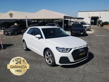 AUDI A1 1.0 SPB ADMIRED
Immatricolato 2023, 999cc, 95Cv/70Kw, 75.000Km, 5porte/5posti, Euro6D-TEMP.
*** AUTO IDONEA PER NEOPATENTATI ***
Il prezzo proposto di euro 17.800,00 è legato alla promozione web che prevede un acquisto tramite finanziamento, Info in sede.
Il prezzo a Listino senza promo e senza vincoli è di euro 19.500,00.
Rimangono sempre esclusi i costi :
-del passaggio di proprietà pari ad euro 500,00
-messa su strada pari ad euro 400,00 che include l'attivazione della garanzia di 12 mesi completa, all'occorrenza controlli e/o tagliando completo preconsegna (olio,filtro olio, filtro aria e tutti i componenti necessari al ripristino ivi compresi kit distribuzione), kit ruota di scorta o kit gonfiaggio, 12 mesi di garanzia estendibili a 24/36mesi in base al veicolo e copre i componenti non soggetti ad usura (dettagli in sede).
Di serie: Motore 3 cilindri in linea, cambio manuale a 5 rapporti, ABS, Airbag, vetri e specchietti elettrici, volante sportivo in pelle con comandi, Cruise control, Climatizzatore automatico, S&S, fendinebbia, Isofix, sensori di parcheggio posteriori, cerchi in lega da 17â€.
I NOSTRI SERVIZI :
-Acquisto diretto con pagamento immediato
-conto vendita
-vendita auto, moto e scooter usati e garantiti
-vendita veicoli d'epoca
-permuta auto con moto e viceversa
-noleggio breve e lungo termine
-finanziamenti personalizzati (rata costante,mini e maxi rate, leasing)
-assistenza post-vendita con società di garanzie e officine partner
-assicurazioni
-consulenze e stime per acquisti tra privati
VISITA il nostro sito internet: automotousateroma.it oppure scarica la nostra App: automotousateroma dall' Apple store o Play store per restare aggiornato sui nostri ultimi arrivi.
VIENI A TROVARCI PER VEDERE DAL VIVO QUESTO VEICOLO :
Auto Moto Usate Roma s.r.l.Via Appia Nuova 23, 00047, Marino (RM) (adiacente Sorelle Ramonda)
*************
HAI UNA PERMUTA?
compila il form sull'App o nel nostro sito automotousateroma.it
oppure inviaci foto e descrizione (modello anno km motore ...)
al nostro numero whatsapp : Cell. 366-6562866 o 351-4646876 Fisso 06-7215841 e-mail : info@automotousateroma.it
*************
La Auto Moto Usate Roma Srl declina ogni responsabilità per eventuali involontarie incongruenze che non rappresentano in alcun modo un impegno contrattuale e invitano i clienti a verificare sempre dal vivo la correttezza dei dati che potrebbero non coincidere con l’effettivo equipaggiamento del veicolo spesso dovuto alla incompatibilità dei dati trasmessi sulle varie piattaforme web. AUDI A1 1.0 SPB ADMIRED
Immatricolato 2023, 999cc, 95Cv/70Kw, 75.000Km, 5porte/5posti, Euro6D-TEMP.
*** AUTO IDONEA PER NEOPATENTATI ***
Il prezzo proposto di euro 17.800,00 è legato alla promozione web che prevede un acquisto tramite finanziamento, Info in sede.
Il prezzo a Listino senza promo e senza vincoli è di euro 19.500,00.
Rimangono sempre esclusi i costi :
-del passaggio di proprietà pari ad euro 500,00
-messa su strada pari ad euro 400,00 che include l'attivazione della garanzia di 12 mesi completa, all'occorrenza controlli e/o tagliando completo preconsegna (olio,filtro olio, filtro aria e tutti i componenti necessari al ripristino ivi compresi kit distribuzione), kit ruota di scorta o kit gonfiaggio, 12 mesi di garanzia estendibili a 24/36mesi in base al veicolo e copre i componenti non soggetti ad usura (dettagli in sede).
Di serie: Motore 3 cilindri in linea, cambio manuale a 5 rapporti, ABS, Airbag, vetri e specchietti elettrici, volante sportivo in pelle con comandi, Cruise control, Climatizzatore automatico, S&S, fendinebbia, Isofix, sensori di parcheggio posteriori, cerchi in lega da 17â€.
I NOSTRI SERVIZI :
-Acquisto diretto con pagamento immediato
-conto vendita
-vendita auto, moto e scooter usati e garantiti
-vendita veicoli d'epoca
-permuta auto con moto e viceversa
-noleggio breve e lungo termine
-finanziamenti personalizzati (rata costante,mini e maxi rate, leasing)
-assistenza post-vendita con società di garanzie e officine partner
-assicurazioni
-consulenze e stime per acquisti tra privati
VISITA il nostro sito internet: automotousateroma.it oppure scarica la nostra App: automotousateroma dall' Apple store o Play store per restare aggiornato sui nostri ultimi arrivi.
VIENI A TROVARCI PER VEDERE DAL VIVO QUESTO VEICOLO :
Auto Moto Usate Roma s.r.l.Via Appia Nuova 23, 00047, Marino (RM) (adiacente Sorelle Ramonda)
*************
HAI UNA PERMUTA?
compila il form sull'App o nel nostro sito automotousateroma.it
oppure inviaci foto e descrizione (modello anno km motore ...)
al nostro numero whatsapp : Cell. 366-6562866 o 351-4646876 Fisso 06-7215841 e-mail : info@automotousateroma.it
*************
La Auto Moto Usate Roma Srl declina ogni responsabilità per eventuali involontarie incongruenze che non rappresentano in alcun modo un impegno contrattuale e invitano i clienti a verificare sempre dal vivo la correttezza dei dati che potrebbero non coincidere con l’effettivo equipaggiamento del veicolo spesso dovuto alla incompatibilità dei dati trasmessi sulle varie piattaforme web.