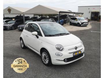 FIAT 500 1.0 HYBRID DOLCEVITA
Immatricolato 2023, 999cc, 69Cv/51Kw, 37.500Km, 5porte/5posti, Euro6D.
*** AUTO IDONEA PER NEOPATENTATI ***
Il prezzo proposto di euro 9.900,00 è legato alla promozione web che prevede un acquisto tramite finanziamento, Info in sede.
Il prezzo a Listino senza promo e senza vincoli è di euro 10.900,00.
Rimangono sempre esclusi i costi :
-del passaggio di proprietà pari ad euro 450,00
-messa su strada pari ad euro 300,00 che include l'attivazione della garanzia di 12 mesi completa, all'occorrenza controlli e o tagliando completo preconsegna (olio,filtro olio, filtro aria e tutti i componenti necessari al ripristino ivi compresi kit distribuzione), kit ruota di scorta o kit gonfiaggio, 12 mesi di garanzia estendibili a 24 36mesi in base al veicolo e copre i componenti non soggetti ad usura (dettagli in sede).
Di serie con: Motore a 3 cilindri, cambio manuale a 6 rapporti, Abs, Airbag, vetri elettrici, Chiusura Centralizzata, Fendinebbia, Climatizzatore automatico, Cruise Control, Hill Holder, Uconnect 7 FIAT 500 1.0 HYBRID DOLCEVITA
Immatricolato 2023, 999cc, 69Cv/51Kw, 37.500Km, 5porte/5posti, Euro6D.
*** AUTO IDONEA PER NEOPATENTATI ***
Il prezzo proposto di euro 9.900,00 è legato alla promozione web che prevede un acquisto tramite finanziamento, Info in sede.
Il prezzo a Listino senza promo e senza vincoli è di euro 10.900,00.
Rimangono sempre esclusi i costi :
-del passaggio di proprietà pari ad euro 450,00
-messa su strada pari ad euro 300,00 che include l'attivazione della garanzia di 12 mesi completa, all'occorrenza controlli e o tagliando completo preconsegna (olio,filtro olio, filtro aria e tutti i componenti necessari al ripristino ivi compresi kit distribuzione), kit ruota di scorta o kit gonfiaggio, 12 mesi di garanzia estendibili a 24 36mesi in base al veicolo e copre i componenti non soggetti ad usura (dettagli in sede).
Di serie con: Motore a 3 cilindri, cambio manuale a 6 rapporti, Abs, Airbag, vetri elettrici, Chiusura Centralizzata, Fendinebbia, Climatizzatore automatico, Cruise Control, Hill Holder, Uconnect 7