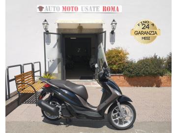 Rivenditore autorizzato di : Piaggio, Vespa, Sym, QJ Motor, Italjet, Tvs Motor, Alza Italia. Trattiamo usato Honda, Yamaha, Kawasaki, Suzuki, Aprilia, Benelli, Ducati, Moto Guzzi, Moto Morini, BMW, KTM, Triumph, Royal Enfield, Harley-Davidson, Indian, CFMOTO, Voge, Kymco, Peugeot
PIAGGIO MEDLEY 125 ABS
Immatricolato 2024, 124cc, 12Cv/9Kw, 6.000Km, Euro5.
*** Scooter Unico Proprietario ***
Rimangono sempre esclusi i costi :
-del passaggio di proprietà pari ad euro 200,00
-messa su strada pari ad euro 200,00 che include l'attivazione della garanzia di 12 mesi completa, all' occorrenza controlli e/o tagliando completo preconsegna (olio,filtro olio, filtro aria e tutti i componenti necessari al ripristino), 12 mesi di garanzia estendibili a 24/36mesi in base al veicolo e copre i componenti non soggetti ad usura (dettagli in sede).
Di serie con : Motore Monocilindrico, cambio automatico, Abs, raffreddamento a Liquido, vano retroscudo, ampio vano sottosella, doppio cavalletto, Doppio ammortizzatore idraulico a doppio effetto, regolabile nel precarico molla su 5 posizioni, disco freno anteriore da 260mm e da 240mm al posteriore, cerchi da 16†anteriore e da 14†al posteriore.
I NOSTRI SERVIZI :
-Vendita auto usate e storiche, moto e scooter nuovi e usati garantiti
-Acquisto diretto con pagamento immediato o conto vendita
-Permuta auto con moto e viceversa
-Noleggio breve e lungo termine
-Assicurazioni e Finanziamenti personalizzati
-Assistenza post-vendita
-Accessori e antifurti per moto e auto
VISITA il nostro sito internet: automotousateroma.it oppure scarica la nostra App: automotousateroma dall' Apple store o Play store per restare aggiornato sui nostri ultimi arrivi.
VIENI A TROVARCI PER VEDERE DAL VIVO QUESTO VEICOLO :
Auto Moto Usate Roma s.r.l.Via Appia Nuova 23, 00047, Marino (RM) (adiacente Sorelle Ramonda)
*************
HAI UNA PERMUTA?
compila il form sull'App o nel nostro sito automotousateroma.it
oppure inviaci foto e descrizione (modello anno km motore ...)
al nostro numero whatsapp : Cell. 366-6562866 o 351-4646876 Fisso 06-7215841 e-mail : info@automotousateroma.it
*************
La Auto Moto Usate Roma Srl declina ogni responsabilità per eventuali involontarie incongruenze che non rappresentano in alcun modo un impegno contrattuale e invitano i clienti a verificare sempre dal vivo la correttezza dei dati che potrebbero non coincidere con l’effettivo equipaggiamento del veicolo spesso dovuto alla incompatibilità dei dati trasmessi sulle varie piattaforme web. Rivenditore autorizzato di : Piaggio, Vespa, Sym, QJ Motor, Italjet, Tvs Motor, Alza Italia. Trattiamo usato Honda, Yamaha, Kawasaki, Suzuki, Aprilia, Benelli, Ducati, Moto Guzzi, Moto Morini, BMW, KTM, Triumph, Royal Enfield, Harley-Davidson, Indian, CFMOTO, Voge, Kymco, Peugeot
PIAGGIO MEDLEY 125 ABS
Immatricolato 2024, 124cc, 12Cv/9Kw, 6.000Km, Euro5.
*** Scooter Unico Proprietario ***
Rimangono sempre esclusi i costi :
-del passaggio di proprietà pari ad euro 200,00
-messa su strada pari ad euro 200,00 che include l'attivazione della garanzia di 12 mesi completa, all' occorrenza controlli e/o tagliando completo preconsegna (olio,filtro olio, filtro aria e tutti i componenti necessari al ripristino), 12 mesi di garanzia estendibili a 24/36mesi in base al veicolo e copre i componenti non soggetti ad usura (dettagli in sede).
Di serie con : Motore Monocilindrico, cambio automatico, Abs, raffreddamento a Liquido, vano retroscudo, ampio vano sottosella, doppio cavalletto, Doppio ammortizzatore idraulico a doppio effetto, regolabile nel precarico molla su 5 posizioni, disco freno anteriore da 260mm e da 240mm al posteriore, cerchi da 16†anteriore e da 14†al posteriore.
I NOSTRI SERVIZI :
-Vendita auto usate e storiche, moto e scooter nuovi e usati garantiti
-Acquisto diretto con pagamento immediato o conto vendita
-Permuta auto con moto e viceversa
-Noleggio breve e lungo termine
-Assicurazioni e Finanziamenti personalizzati
-Assistenza post-vendita
-Accessori e antifurti per moto e auto
VISITA il nostro sito internet: automotousateroma.it oppure scarica la nostra App: automotousateroma dall' Apple store o Play store per restare aggiornato sui nostri ultimi arrivi.
VIENI A TROVARCI PER VEDERE DAL VIVO QUESTO VEICOLO :
Auto Moto Usate Roma s.r.l.Via Appia Nuova 23, 00047, Marino (RM) (adiacente Sorelle Ramonda)
*************
HAI UNA PERMUTA?
compila il form sull'App o nel nostro sito automotousateroma.it
oppure inviaci foto e descrizione (modello anno km motore ...)
al nostro numero whatsapp : Cell. 366-6562866 o 351-4646876 Fisso 06-7215841 e-mail : info@automotousateroma.it
*************
La Auto Moto Usate Roma Srl declina ogni responsabilità per eventuali involontarie incongruenze che non rappresentano in alcun modo un impegno contrattuale e invitano i clienti a verificare sempre dal vivo la correttezza dei dati che potrebbero non coincidere con l’effettivo equipaggiamento del veicolo spesso dovuto alla incompatibilità dei dati trasmessi sulle varie piattaforme web.