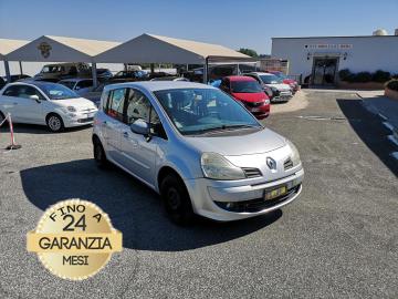 RENAULT MODUS 1.6 DINAMIQUE AUTOMATICA
Immatricolato 2008, 1598cc, 111Cv/82Kw, 114.000Km, Euro4.
*** Auto Unicoproprietario e idonea per Neopatentati ***
Rimangono sempre esclusi i costi :
-del passaggio di proprietà pari ad euro 550,00
-messa su strada pari ad euro 400,00 che include l'attivazione della garanzia di 12 mesi completa, all'occorrenza controlli e/o tagliando completo preconsegna (olio,filtro olio, filtro aria e tutti i componenti necessari al ripristino ivi compresi kit distribuzione), kit gonfiaggio, 12 mesi di garanzia estendibili a 24/36mesi in base al veicolo e copre i componenti non soggetti ad usura (dettagli in sede).
Di serie con: Motore 4 cilindri in linea, cambio automatico Proactive a 4 rapporti + sequenziale, abs, airbag, vetri e specchietti elettrici, volante in pelle con comandi e paddle, radio cd/mp3, fendinebbia, sedili in Full pelle, Sensori di parcheggio posteriori, Isofix, cerchi da 15â€.
I NOSTRI SERVIZI :
-Vendita auto usate e storiche, moto e scooter nuovi e usati garantiti
-Acquisto diretto con pagamento immediato o conto vendita
-Permuta auto con moto e viceversa
-Noleggio breve e lungo termine
-Assicurazioni e Finanziamenti personalizzati
-Assistenza post-vendita
-Accessori e antifurti per moto e auto
VISITA il nostro sito internet: automotousateroma.it oppure scarica la nostra App: automotousateroma dall' Apple store o Play store per restare aggiornato sui nostri ultimi arrivi.
VIENI A TROVARCI PER VEDERE DAL VIVO QUESTO VEICOLO :
Auto Moto Usate Roma s.r.l.Via Appia Nuova 23, 00047, Marino (RM) (adiacente Sorelle Ramonda)
*************
HAI UNA PERMUTA?
compila il form sull'App o nel nostro sito automotousateroma.it
oppure inviaci foto e descrizione (modello anno km motore ...)
al nostro numero whatsapp : Cell. 366-6562866 o 351-4646876 Fisso 06-7215841 e-mail : info@automotousateroma.it
*************
La Auto Moto Usate Roma Srl declina ogni responsabilità per eventuali involontarie incongruenze che non rappresentano in alcun modo un impegno contrattuale e invitano i clienti a verificare sempre dal vivo la correttezza dei dati che potrebbero non coincidere con l’effettivo equipaggiamento del veicolo spesso dovuto alla incompatibilità dei dati trasmessi sulle varie piattaforme web. RENAULT MODUS 1.6 DINAMIQUE AUTOMATICA
Immatricolato 2008, 1598cc, 111Cv/82Kw, 114.000Km, Euro4.
*** Auto Unicoproprietario e idonea per Neopatentati ***
Rimangono sempre esclusi i costi :
-del passaggio di proprietà pari ad euro 550,00
-messa su strada pari ad euro 400,00 che include l'attivazione della garanzia di 12 mesi completa, all'occorrenza controlli e/o tagliando completo preconsegna (olio,filtro olio, filtro aria e tutti i componenti necessari al ripristino ivi compresi kit distribuzione), kit gonfiaggio, 12 mesi di garanzia estendibili a 24/36mesi in base al veicolo e copre i componenti non soggetti ad usura (dettagli in sede).
Di serie con: Motore 4 cilindri in linea, cambio automatico Proactive a 4 rapporti + sequenziale, abs, airbag, vetri e specchietti elettrici, volante in pelle con comandi e paddle, radio cd/mp3, fendinebbia, sedili in Full pelle, Sensori di parcheggio posteriori, Isofix, cerchi da 15â€.
I NOSTRI SERVIZI :
-Vendita auto usate e storiche, moto e scooter nuovi e usati garantiti
-Acquisto diretto con pagamento immediato o conto vendita
-Permuta auto con moto e viceversa
-Noleggio breve e lungo termine
-Assicurazioni e Finanziamenti personalizzati
-Assistenza post-vendita
-Accessori e antifurti per moto e auto
VISITA il nostro sito internet: automotousateroma.it oppure scarica la nostra App: automotousateroma dall' Apple store o Play store per restare aggiornato sui nostri ultimi arrivi.
VIENI A TROVARCI PER VEDERE DAL VIVO QUESTO VEICOLO :
Auto Moto Usate Roma s.r.l.Via Appia Nuova 23, 00047, Marino (RM) (adiacente Sorelle Ramonda)
*************
HAI UNA PERMUTA?
compila il form sull'App o nel nostro sito automotousateroma.it
oppure inviaci foto e descrizione (modello anno km motore ...)
al nostro numero whatsapp : Cell. 366-6562866 o 351-4646876 Fisso 06-7215841 e-mail : info@automotousateroma.it
*************
La Auto Moto Usate Roma Srl declina ogni responsabilità per eventuali involontarie incongruenze che non rappresentano in alcun modo un impegno contrattuale e invitano i clienti a verificare sempre dal vivo la correttezza dei dati che potrebbero non coincidere con l’effettivo equipaggiamento del veicolo spesso dovuto alla incompatibilità dei dati trasmessi sulle varie piattaforme web.