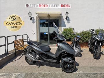 Rivenditore autorizzato di : Piaggio, Vespa, Sym, Swm, QJ Motor, Italjet, Tvs Motor, Alza Italia. Trattiamo usato Honda, Yamaha, Kawasaki, Suzuki, Aprilia, Benelli, Ducati, Moto Guzzi, Moto Morini, BMW, KTM, Triumph, Royal Enfield, Harley-Davidson, Indian, CFMOTO, Voge, Kymco, Peugeot
PIAGGIO MP3 300 YOURBAN
Immatricolato 2014, 278cc, 22Cv 17Kw, 49.000Km, Euro3.
Rimangono sempre esclusi i costi :
-del passaggio di proprietà pari ad euro 200,00
-messa su strada pari ad euro 200,00 che include l'attivazione della garanzia di 12 mesi completa, all' occorrenza controlli e o tagliando completo preconsegna (olio,filtro olio, filtro aria e tutti i componenti necessari al ripristino), 12 mesi di garanzia estendibili a 24 36mesi in base al veicolo e copre i componenti non soggetti ad usura (dettagli in sede).
Di serie con: Motore Monocilindrico, raffreddamento a Liquido, Abs, vano sottosella, cavalletto centrale, cerchi da 12†anteriori e da 14†al posteriore.
Parabrezza Isotta.
I NOSTRI SERVIZI :
-Vendita auto usate e storiche, moto e scooter nuovi e usati garantiti -Acquisto diretto con pagamento immediato o conto vendita -Permuta auto con moto e viceversa -Noleggio breve e lungo termine -Assicurazioni e Finanziamenti personalizzati -Assistenza post-vendita -Accessori e antifurti per moto e auto
VISITA il nostro sito internet: automotousateroma.it oppure scarica la nostra App: automotousateroma dall' Apple store o Play store per restare aggiornato sui nostri ultimi arrivi.
VIENI A TROVARCI PER VEDERE DAL VIVO QUESTO VEICOLO :
Auto Moto Usate Roma s.r.l.Via Appia Nuova 23, 00047, Marino (RM) (adiacente Sorelle Ramonda)
*************
HAI UNA PERMUTA?
compila il form sull'App o nel nostro sito automotousateroma.it
oppure inviaci foto e descrizione (modello anno km motore ...)
al nostro numero whatsapp : Cell. 366-6562866 o 351-4646876 Fisso 06-7215841 e-mail : info@automotousateroma.it
*************
La Auto Moto Usate Roma Srl declina ogni responsabilità per eventuali involontarie incongruenze che non rappresentano in alcun modo un impegno contrattuale e invitano i clienti a verificare sempre dal vivo la correttezza dei dati che potrebbero non coincidere con l’effettivo equipaggiamento del veicolo spesso dovuto alla incompatibilità dei dati trasmessi sulle varie piattaforme web. Rivenditore autorizzato di : Piaggio, Vespa, Sym, Swm, QJ Motor, Italjet, Tvs Motor, Alza Italia. Trattiamo usato Honda, Yamaha, Kawasaki, Suzuki, Aprilia, Benelli, Ducati, Moto Guzzi, Moto Morini, BMW, KTM, Triumph, Royal Enfield, Harley-Davidson, Indian, CFMOTO, Voge, Kymco, Peugeot
PIAGGIO MP3 300 YOURBAN
Immatricolato 2014, 278cc, 22Cv 17Kw, 49.000Km, Euro3.
Rimangono sempre esclusi i costi :
-del passaggio di proprietà pari ad euro 200,00
-messa su strada pari ad euro 200,00 che include l'attivazione della garanzia di 12 mesi completa, all' occorrenza controlli e o tagliando completo preconsegna (olio,filtro olio, filtro aria e tutti i componenti necessari al ripristino), 12 mesi di garanzia estendibili a 24 36mesi in base al veicolo e copre i componenti non soggetti ad usura (dettagli in sede).
Di serie con: Motore Monocilindrico, raffreddamento a Liquido, Abs, vano sottosella, cavalletto centrale, cerchi da 12†anteriori e da 14†al posteriore.
Parabrezza Isotta.
I NOSTRI SERVIZI :
-Vendita auto usate e storiche, moto e scooter nuovi e usati garantiti -Acquisto diretto con pagamento immediato o conto vendita -Permuta auto con moto e viceversa -Noleggio breve e lungo termine -Assicurazioni e Finanziamenti personalizzati -Assistenza post-vendita -Accessori e antifurti per moto e auto
VISITA il nostro sito internet: automotousateroma.it oppure scarica la nostra App: automotousateroma dall' Apple store o Play store per restare aggiornato sui nostri ultimi arrivi.
VIENI A TROVARCI PER VEDERE DAL VIVO QUESTO VEICOLO :
Auto Moto Usate Roma s.r.l.Via Appia Nuova 23, 00047, Marino (RM) (adiacente Sorelle Ramonda)
*************
HAI UNA PERMUTA?
compila il form sull'App o nel nostro sito automotousateroma.it
oppure inviaci foto e descrizione (modello anno km motore ...)
al nostro numero whatsapp : Cell. 366-6562866 o 351-4646876 Fisso 06-7215841 e-mail : info@automotousateroma.it
*************
La Auto Moto Usate Roma Srl declina ogni responsabilità per eventuali involontarie incongruenze che non rappresentano in alcun modo un impegno contrattuale e invitano i clienti a verificare sempre dal vivo la correttezza dei dati che potrebbero non coincidere con l’effettivo equipaggiamento del veicolo spesso dovuto alla incompatibilità dei dati trasmessi sulle varie piattaforme web.