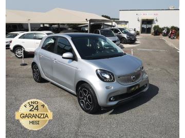 SMART FORFOUR 70 1.0 TWINAMIC PASSION
Immatricolato 2018, 999cc, 71Cv 52Kw, 149.000Km, 5porte 4posti, Euro6B.
*** AUTO TAGLIANDATA E REVISIONATA ***
** Auto Idonea per Neopatentati **
Il prezzo proposto di euro 9.900,00 è legato alla promozione web che prevede un acquisto tramite finanziamento, Info in sede.
Il prezzo a Listino senza promo e senza vincoli è di euro 11.400,00.
Rimangono sempre esclusi i costi :
- del passaggio di proprietà pari ad euro 450,00
- messa su strada pari ad euro 400,00 che include l'attivazione della garanzia di 12 mesi completa, all'occorrenza controlli e o tagliando completo preconsegna (olio,filtro olio, filtro aria e tutti i componenti necessari al ripristino ivi compresi kit distribuzione), kit ruota di scorta o kit gonfiaggio, 12 mesi di garanzia estendibili a 24 36mesi in base al veicolo e copre i componenti non soggetti ad usura (dettagli in sede).
Con: Motore a 3 cilindri in linea, cambio automatico a 5 rapporti, Abs, Esp, computer di bordo, vetri e specchietti elettrici, Comandi audio al volante, Start Stop, Cruise Control, luci diurne a Led, Fendinebbia, Climatizzatore, doppio tettino, Isofix, cerchi da 16â€.
I NOSTRI SERVIZI :
-Vendita auto usate e storiche, moto e scooter nuovi e usati garantiti -Acquisto diretto con pagamento immediato o conto vendita -Permuta auto con moto e viceversa -Noleggio breve e lungo termine -Assicurazioni e Finanziamenti personalizzati -Assistenza post-vendita -Accessori e antifurti per moto e auto
VISITA il nostro sito internet: automotousateroma.it oppure scarica la nostra App: automotousateroma dall' Apple store o Play store per restare aggiornato sui nostri ultimi arrivi.
VIENI A TROVARCI PER VEDERE DAL VIVO QUESTO VEICOLO :
Auto Moto Usate Roma s.r.l.Via Appia Nuova 23, 00047, Marino (RM) (adiacente Sorelle Ramonda)
*************
HAI UNA PERMUTA?
compila il form sull'App o nel nostro sito automotousateroma.it
oppure inviaci foto e descrizione (modello anno km motore ...)
al nostro numero whatsapp : Cell. 366-6562866 o 351-4646876 Fisso 06-7215841 e-mail : info@automotousateroma.it
*************
La Auto Moto Usate Roma Srl declina ogni responsabilità per eventuali involontarie incongruenze che non rappresentano in alcun modo un impegno contrattuale e invitano i clienti a verificare sempre dal vivo la correttezza dei dati che potrebbero non coincidere con l’effettivo equipaggiamento del veicolo spesso dovuto alla incompatibilità dei dati trasmessi sulle varie piattaforme web. SMART FORFOUR 70 1.0 TWINAMIC PASSION
Immatricolato 2018, 999cc, 71Cv 52Kw, 149.000Km, 5porte 4posti, Euro6B.
*** AUTO TAGLIANDATA E REVISIONATA ***
** Auto Idonea per Neopatentati **
Il prezzo proposto di euro 9.900,00 è legato alla promozione web che prevede un acquisto tramite finanziamento, Info in sede.
Il prezzo a Listino senza promo e senza vincoli è di euro 11.400,00.
Rimangono sempre esclusi i costi :
- del passaggio di proprietà pari ad euro 450,00
- messa su strada pari ad euro 400,00 che include l'attivazione della garanzia di 12 mesi completa, all'occorrenza controlli e o tagliando completo preconsegna (olio,filtro olio, filtro aria e tutti i componenti necessari al ripristino ivi compresi kit distribuzione), kit ruota di scorta o kit gonfiaggio, 12 mesi di garanzia estendibili a 24 36mesi in base al veicolo e copre i componenti non soggetti ad usura (dettagli in sede).
Con: Motore a 3 cilindri in linea, cambio automatico a 5 rapporti, Abs, Esp, computer di bordo, vetri e specchietti elettrici, Comandi audio al volante, Start Stop, Cruise Control, luci diurne a Led, Fendinebbia, Climatizzatore, doppio tettino, Isofix, cerchi da 16â€.
I NOSTRI SERVIZI :
-Vendita auto usate e storiche, moto e scooter nuovi e usati garantiti -Acquisto diretto con pagamento immediato o conto vendita -Permuta auto con moto e viceversa -Noleggio breve e lungo termine -Assicurazioni e Finanziamenti personalizzati -Assistenza post-vendita -Accessori e antifurti per moto e auto
VISITA il nostro sito internet: automotousateroma.it oppure scarica la nostra App: automotousateroma dall' Apple store o Play store per restare aggiornato sui nostri ultimi arrivi.
VIENI A TROVARCI PER VEDERE DAL VIVO QUESTO VEICOLO :
Auto Moto Usate Roma s.r.l.Via Appia Nuova 23, 00047, Marino (RM) (adiacente Sorelle Ramonda)
*************
HAI UNA PERMUTA?
compila il form sull'App o nel nostro sito automotousateroma.it
oppure inviaci foto e descrizione (modello anno km motore ...)
al nostro numero whatsapp : Cell. 366-6562866 o 351-4646876 Fisso 06-7215841 e-mail : info@automotousateroma.it
*************
La Auto Moto Usate Roma Srl declina ogni responsabilità per eventuali involontarie incongruenze che non rappresentano in alcun modo un impegno contrattuale e invitano i clienti a verificare sempre dal vivo la correttezza dei dati che potrebbero non coincidere con l’effettivo equipaggiamento del veicolo spesso dovuto alla incompatibilità dei dati trasmessi sulle varie piattaforme web.